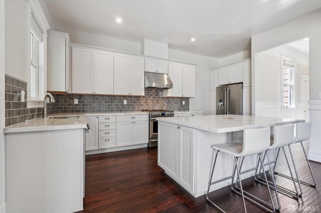 77 29th Street, San Francisco, CA 94110