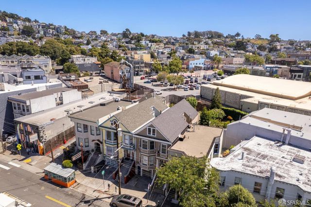 77 29th Street, San Francisco, CA 94110