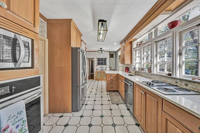 3814 Belle Aire CIR, Roanoke, VA 24018