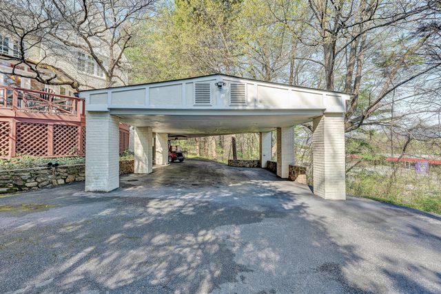 3814 Belle Aire CIR, Roanoke, VA 24018