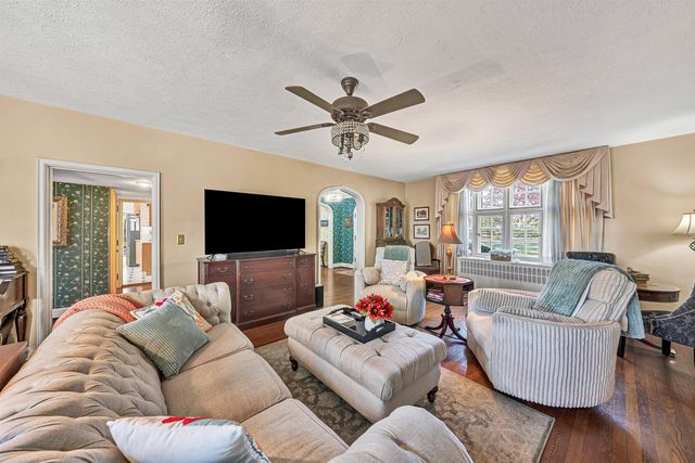 3814 Belle Aire CIR, Roanoke, VA 24018