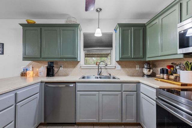 130 CR 2312, Mineola, TX 75773