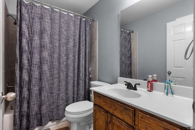 130 CR 2312, Mineola, TX 75773