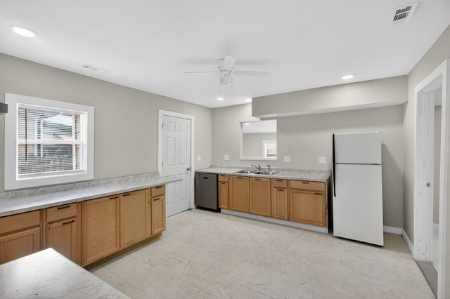 1231 S Topeka Ave, Wichita, KS 67211