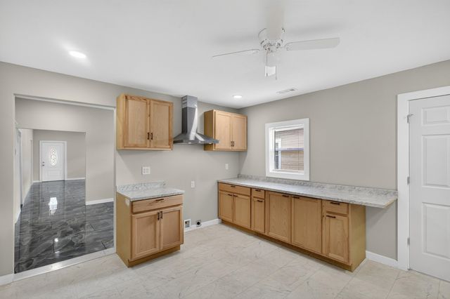 1231 S Topeka Ave, Wichita, KS 67211