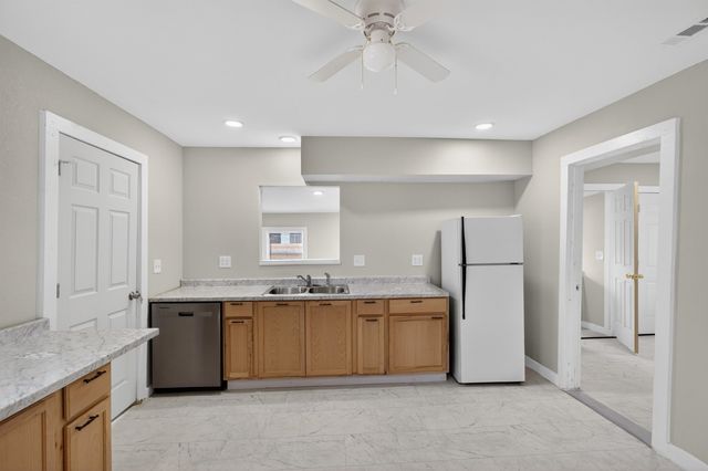 1231 S Topeka Ave, Wichita, KS 67211