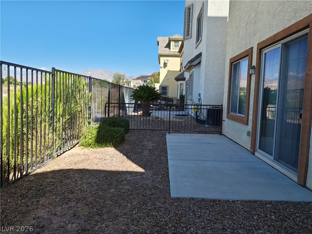 9213 Tudor Park Place, Las Vegas, NV 89145