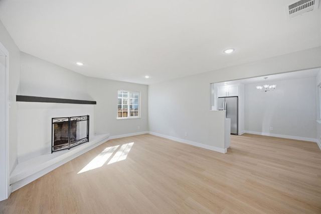2019 W Elm St, Lodi, CA 95242
