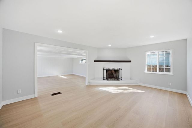 2019 W Elm St, Lodi, CA 95242