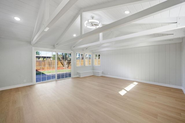 2019 W Elm St, Lodi, CA 95242