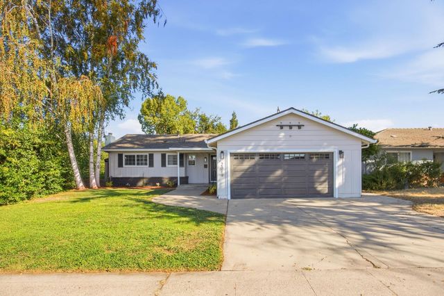 2019 W Elm St, Lodi, CA 95242