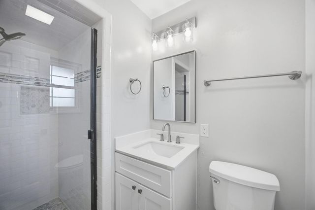 2019 W Elm St, Lodi, CA 95242