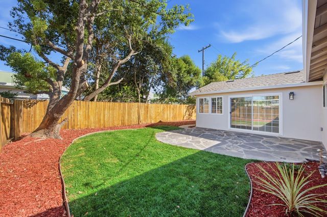 2019 W Elm St, Lodi, CA 95242