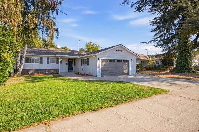 2019 W Elm St, Lodi, CA 95242