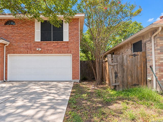 5327 FOUNTAIN LK, San Antonio, TX 78244