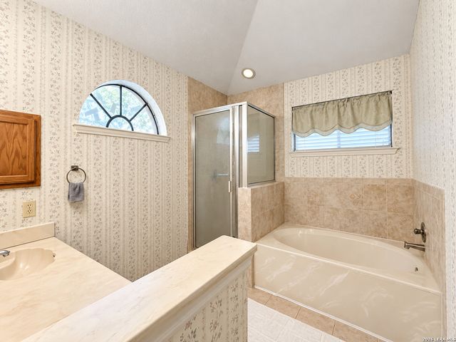 5327 FOUNTAIN LK, San Antonio, TX 78244