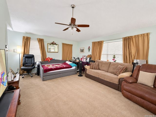 5327 FOUNTAIN LK, San Antonio, TX 78244