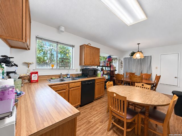 5327 FOUNTAIN LK, San Antonio, TX 78244
