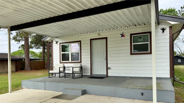 191 Harmon Road, Gun Barrel City, TX 75156