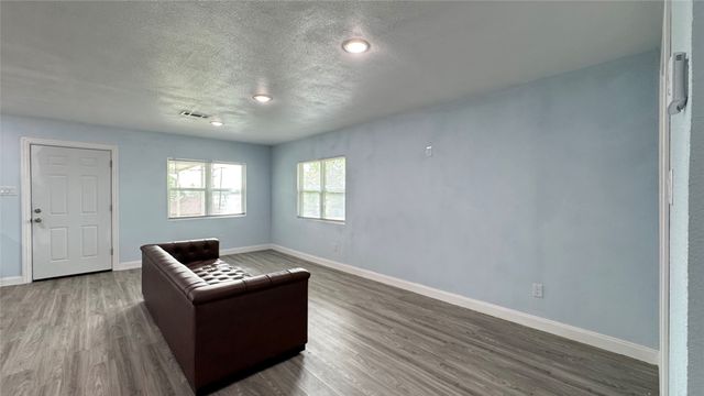 191 Harmon Road, Gun Barrel City, TX 75156