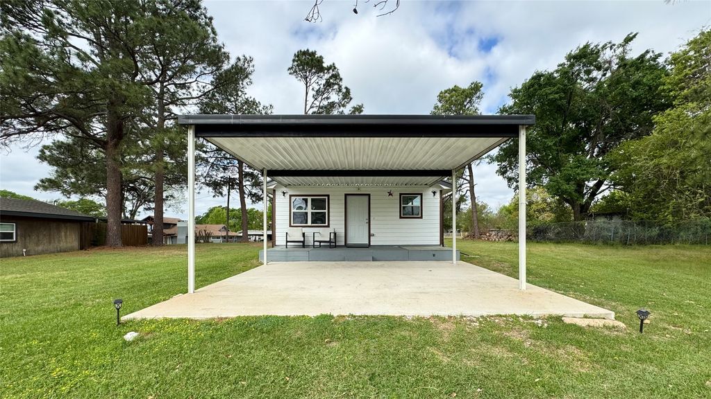 191 Harmon Road, Gun Barrel City, TX 75156