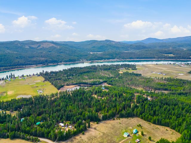 119 Gray Eagle Ln, Newport, WA 99156