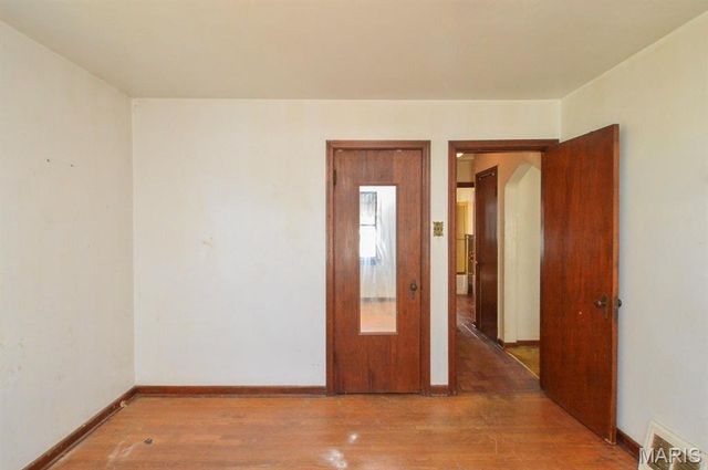 9441 Kathlyn Drive, Woodson Terrace, MO 63134