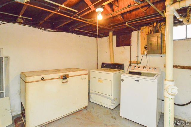 9441 Kathlyn Drive, Woodson Terrace, MO 63134