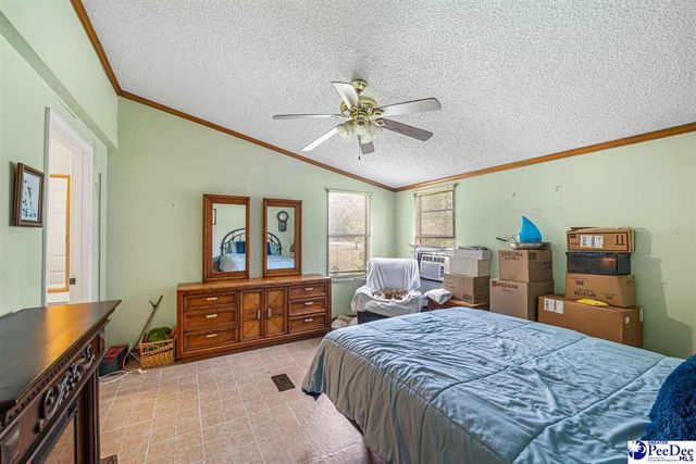 902 Piano Rd, Florence, SC 29501