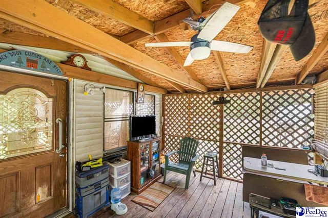 902 Piano Rd, Florence, SC 29501