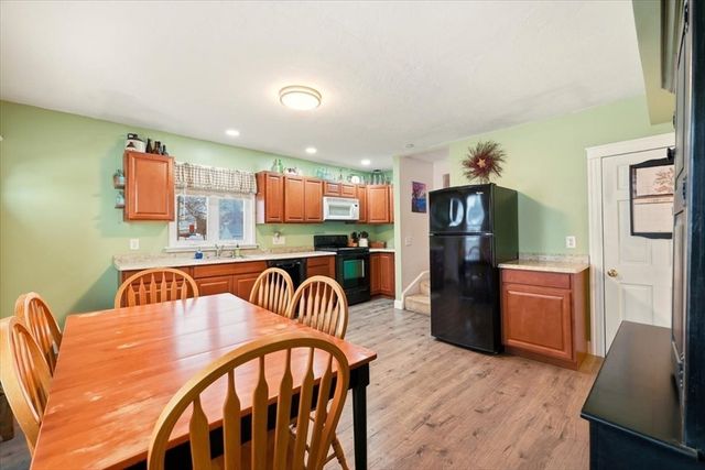 49 Martin St, Brockton, MA 02302