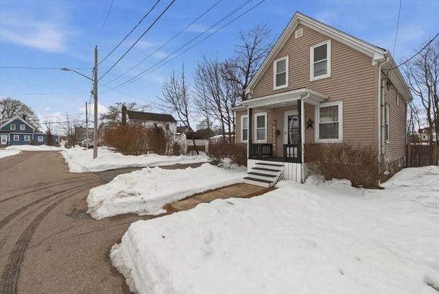 49 Martin St, Brockton, MA 02302