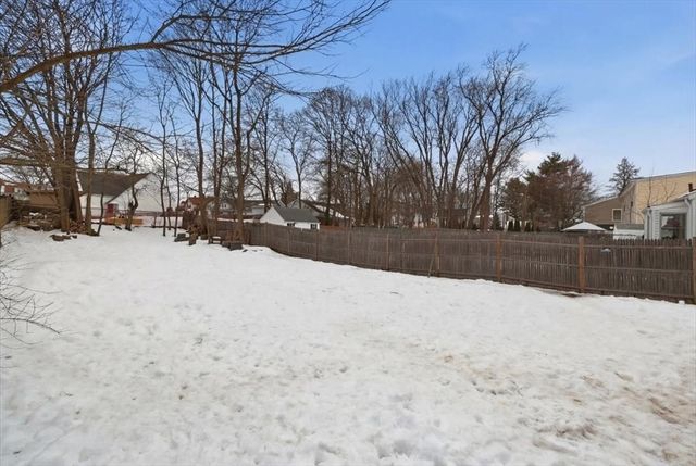 49 Martin St, Brockton, MA 02302