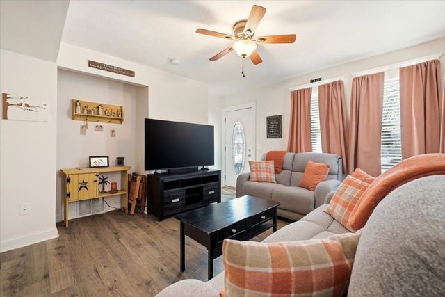 49 Martin St, Brockton, MA 02302