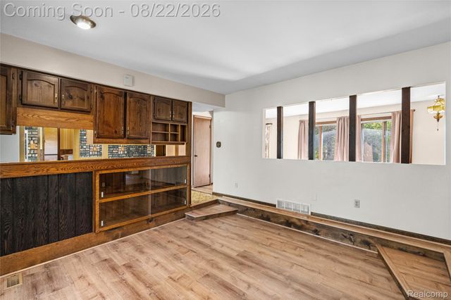 12524 Linden Road, Fenton Charter Township, MI 48451