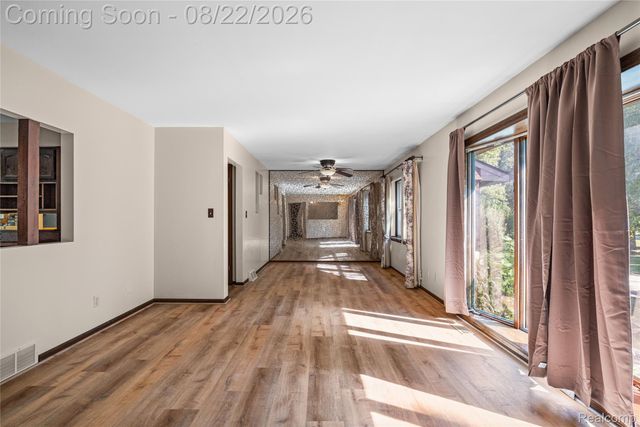 12524 Linden Road, Fenton Charter Township, MI 48451