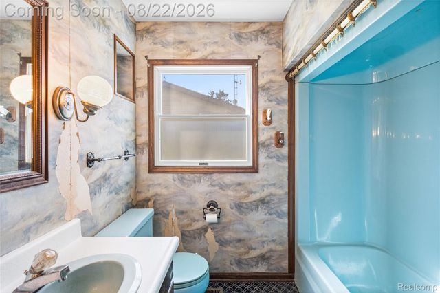 12524 Linden Road, Fenton Charter Township, MI 48451