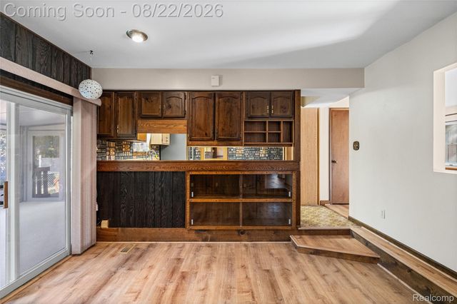12524 Linden Road, Fenton Charter Township, MI 48451