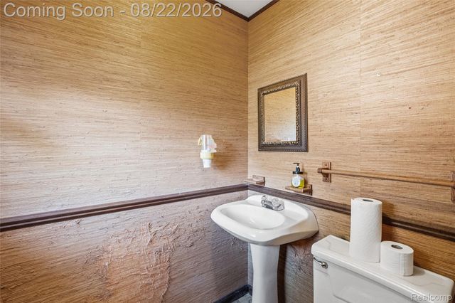 12524 Linden Road, Fenton Charter Township, MI 48451
