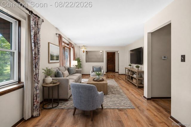 12524 Linden Road, Fenton Charter Township, MI 48451