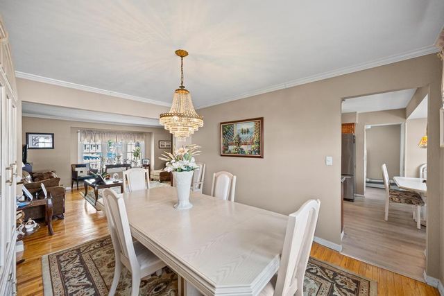 1913 Jackson Avenue, West Islip, NY 11795