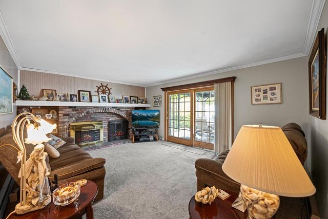 1913 Jackson Avenue, West Islip, NY 11795