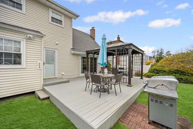1913 Jackson Avenue, West Islip, NY 11795