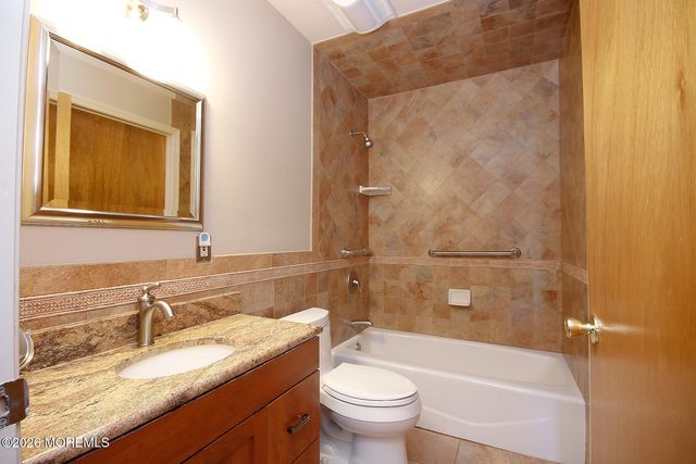 41 Alberta Avenue, North Middletown, NJ 07748