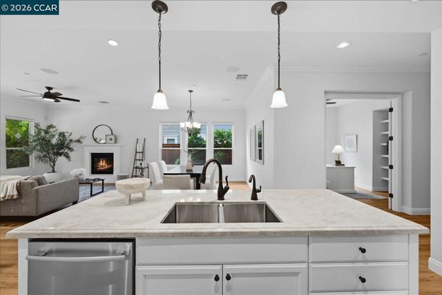 1959 Sacred Mountain Ln, Brentwood, CA 94513