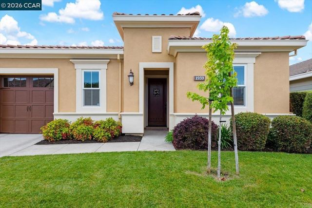 1959 Sacred Mountain Ln, Brentwood, CA 94513