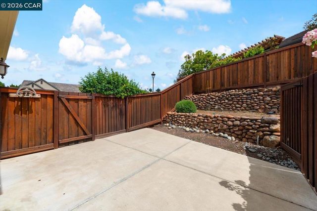 1959 Sacred Mountain Ln, Brentwood, CA 94513