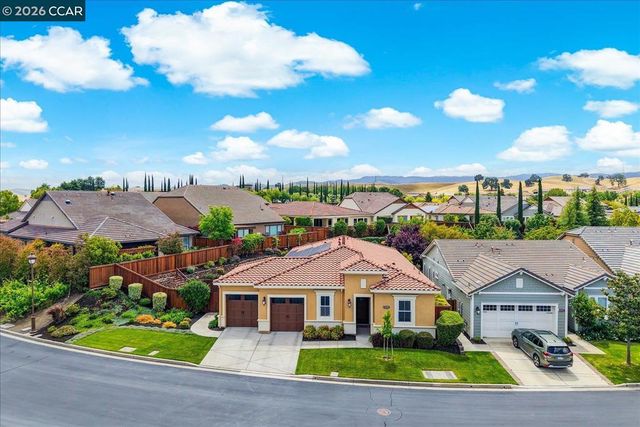 1959 Sacred Mountain Ln, Brentwood, CA 94513