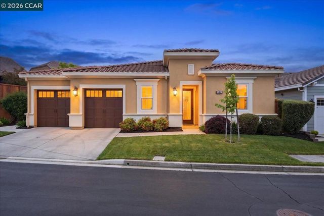 1959 Sacred Mountain Ln, Brentwood, CA 94513