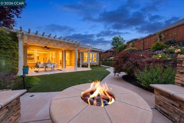 1959 Sacred Mountain Ln, Brentwood, CA 94513